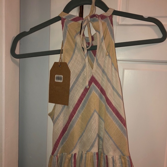 Listicle Linen Textured Midi Dress - Picture 4 of 5